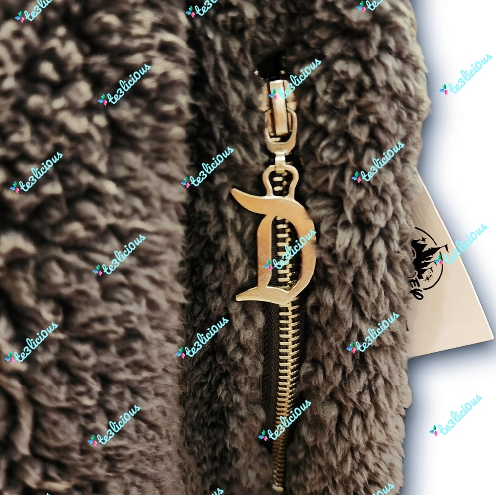 DISNEYLAND GRAY SHERPA PLUSH JOGGER PANTS - Picture 4 of 4